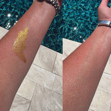 Load image into Gallery viewer, Organic Shimmer Oil – Illuminating Body Oil in 5 Shades for Radiant Glow &amp; Deep Hydration
